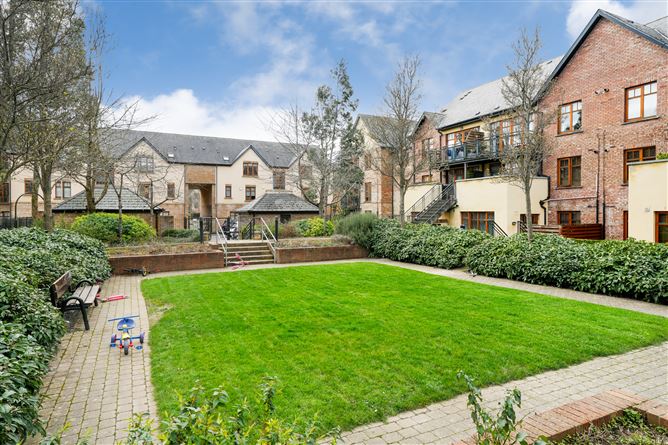 26 Woodbrook Hall, Castleknock, Dublin 15