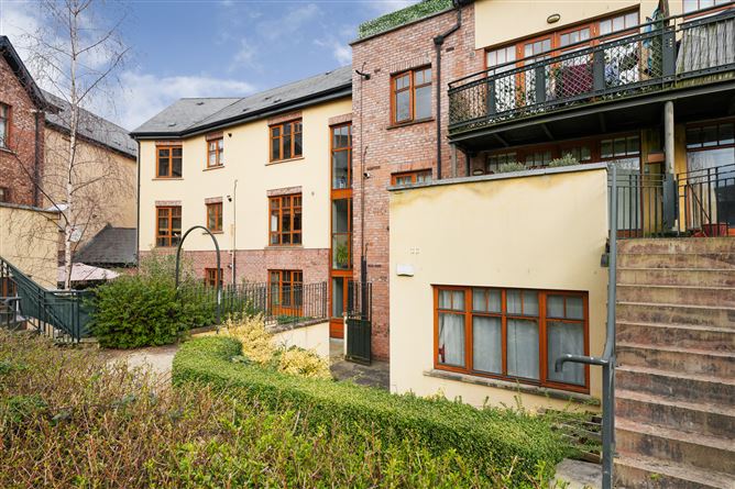 26 Woodbrook Hall, Castleknock, Dublin 15