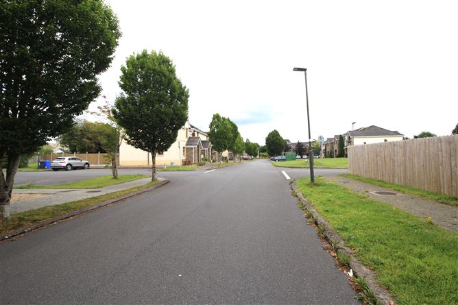 Photo 18 of 20 — No.42 Clonguish Court, Newtownforbes, Longford