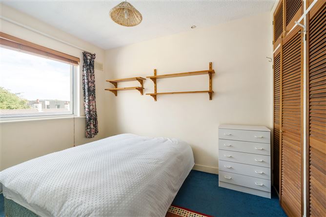 Photo 10 of 15 — 11 Somerton, Rochestown Ave, Dun Laoghaire, Co. Dublin