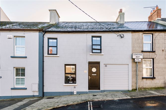 Main image for 42 Wygram Place, Wexford Town