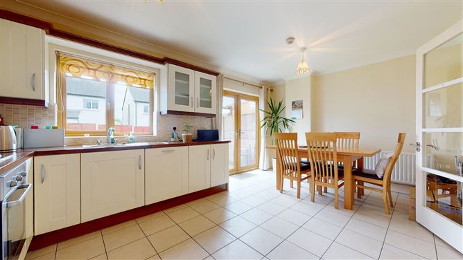 44 Carrabeag, Newport Road, Castlebar, Co. Mayo