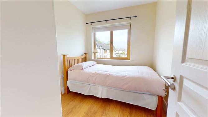 44 Carrabeag, Newport Road, Castlebar, Co. Mayo