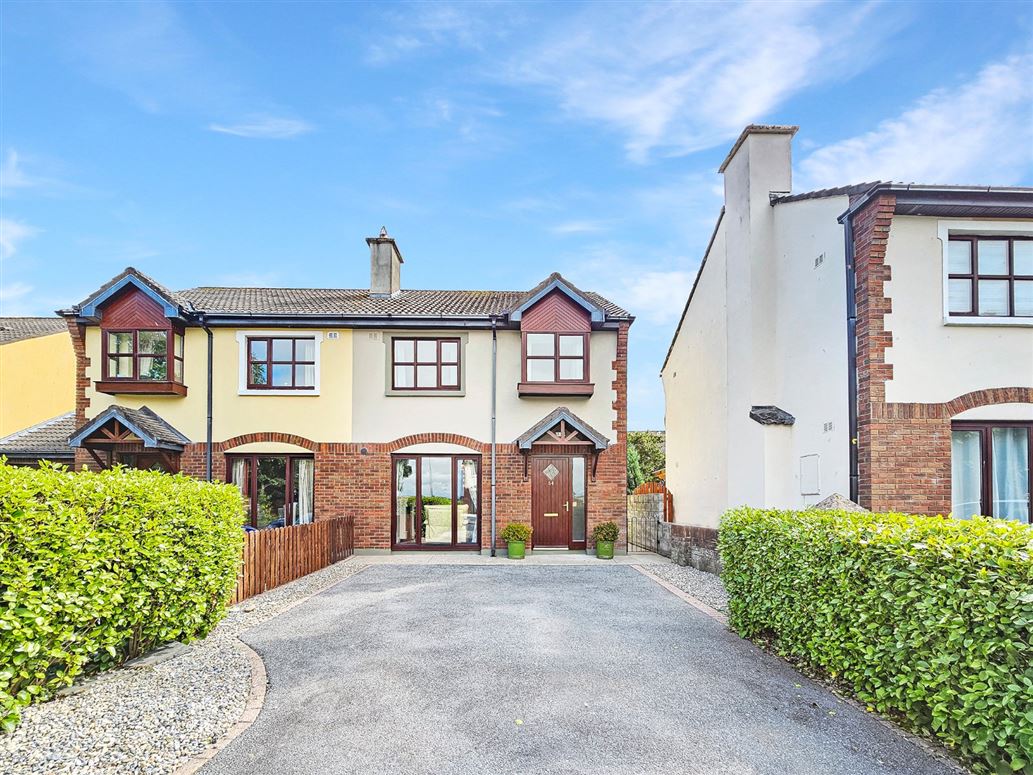 54 Woodlands, Kilrush Road, Ennis, Co. Clare DNG O'Sullivan Hurley