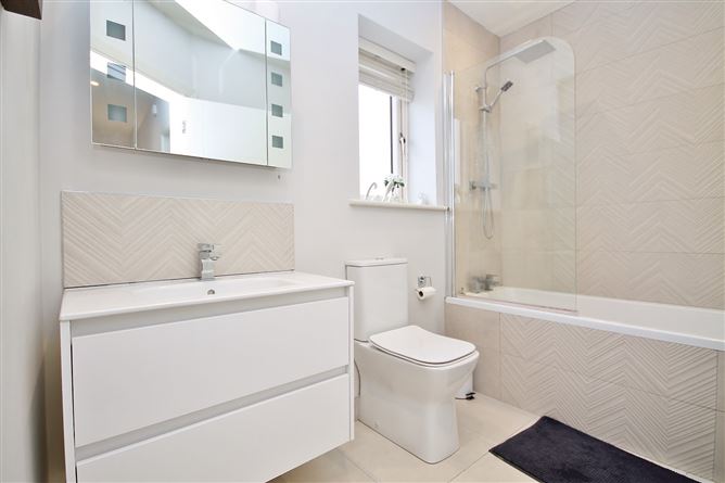 1 Kingswood Mews, Kingswood, Dublin 24