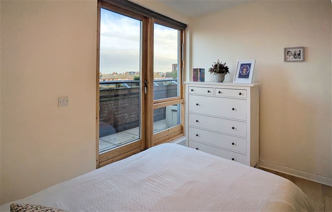 Apartment 22, 54/55 Charles Street Great, Mountjoy Square, Dublin 1