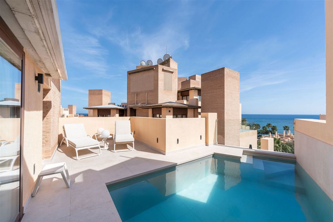 {name:Malaga, codeiso:MA}, Estepona, Estepona East, Bahia de la Plata, Spain - COSTA-00963P
