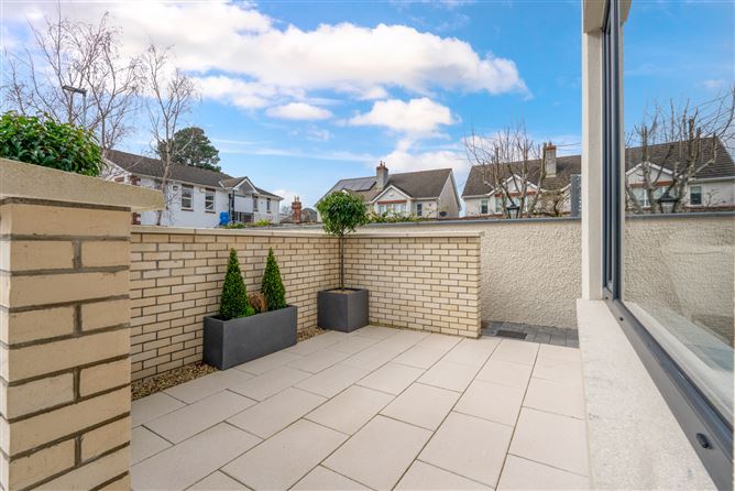 2 Whitegate, Sandyford Village, Sandyford, Dublin 18