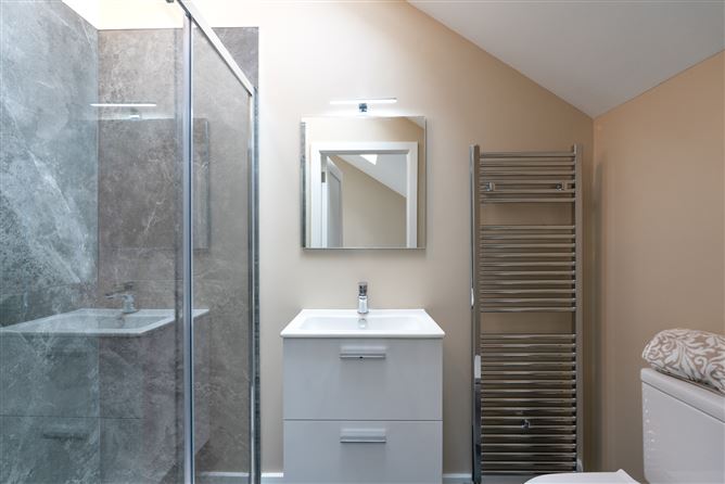 Photo 24 of 27 — 2 Whitegate, Sandyford Village, Sandyford, Dublin 18