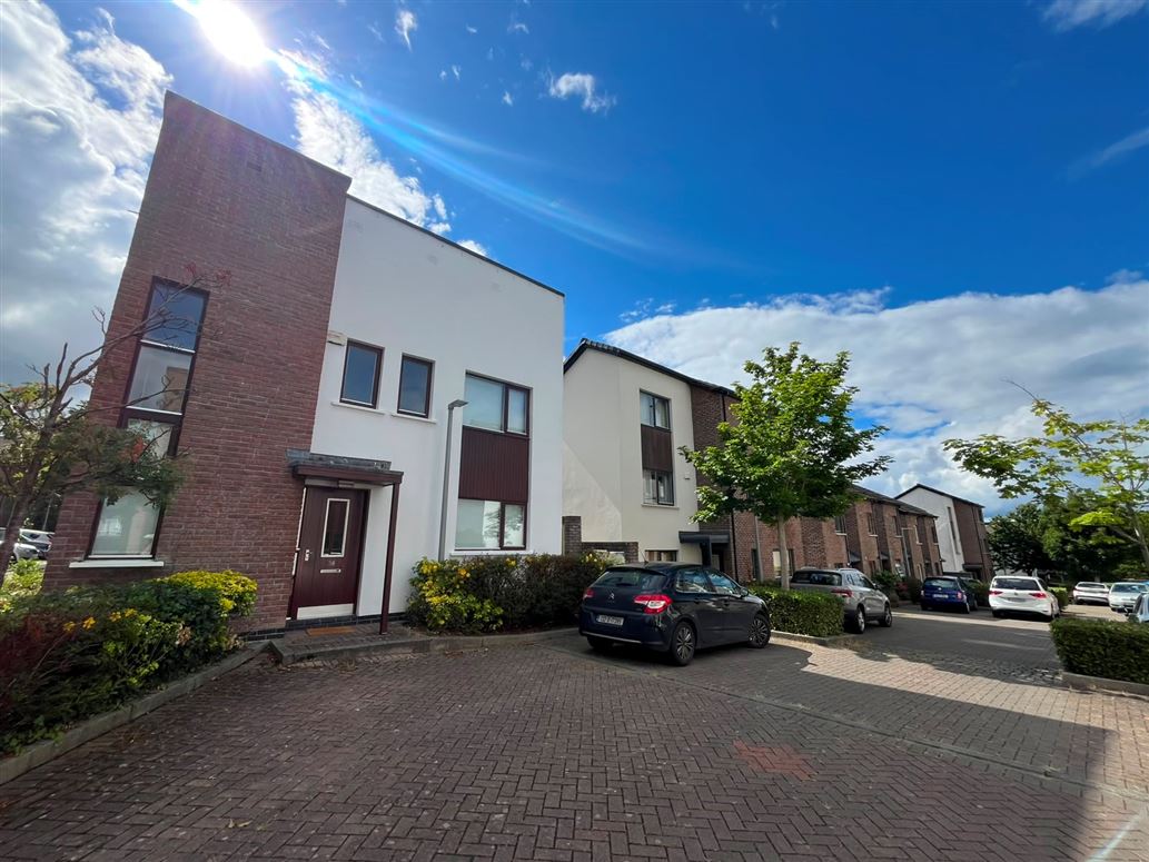 Hunters Green, Ballycullen, Dublin 24