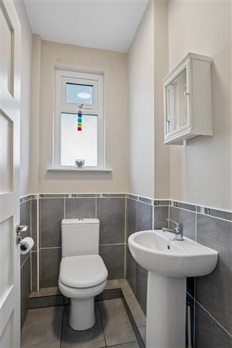 Photo 16 of 35 — 20 Lakelands Avenue, Stillorgan, County Dublin