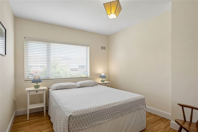 Photo 18 of 35 — 20 Lakelands Avenue, Stillorgan, County Dublin