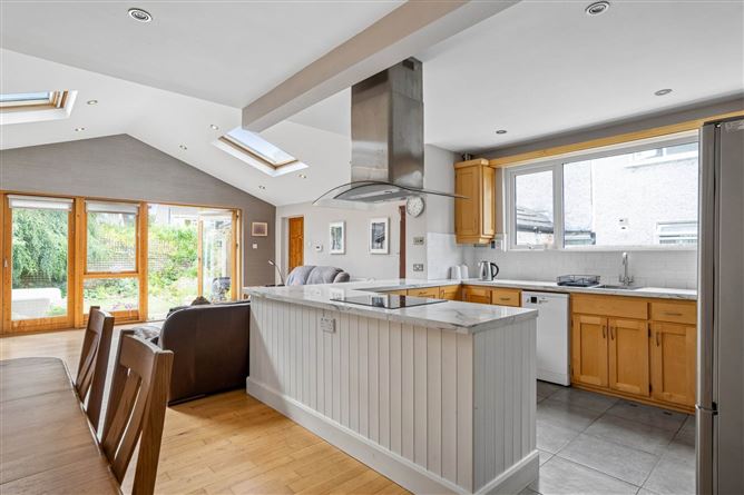 Photo 12 of 35 — 20 Lakelands Avenue, Stillorgan, County Dublin