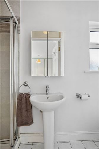 Photo 23 of 35 — 20 Lakelands Avenue, Stillorgan, County Dublin