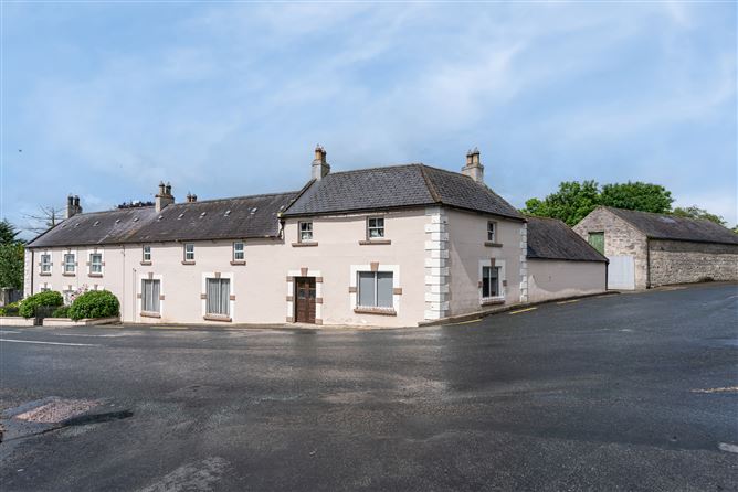 Residence and Shop On C. 0.7 Acre, Kiltegan, Wicklow