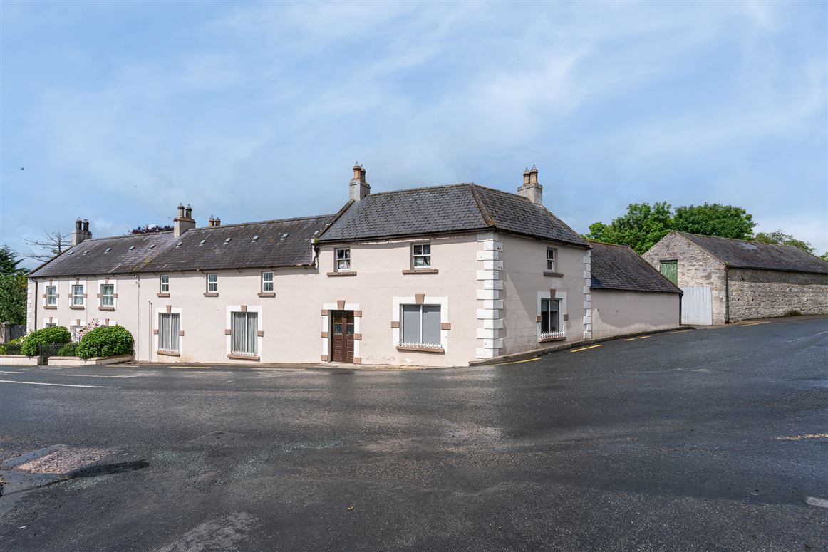 Residence and Shop On C. 0.7 Acre, Kiltegan, Wicklow