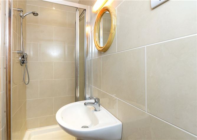 47 Oyster Bay, Rosses Point, Sligo
