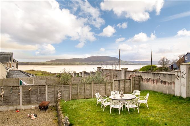 47 Oyster Bay, Rosses Point, Sligo