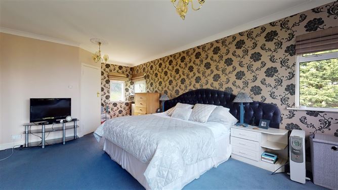2 Nashville Park, Howth,   County Dublin