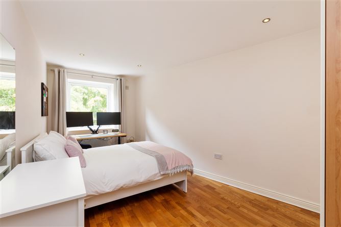 82 Belgrove Park, Mount Prospect Lawns, Clontarf, Dublin 3