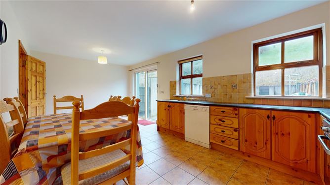 3 Ashview, Belcarra, Castlebar, Co. Mayo