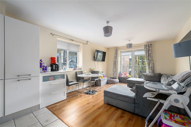 15 Eaton Green, Rathcoole, Co. Dublin