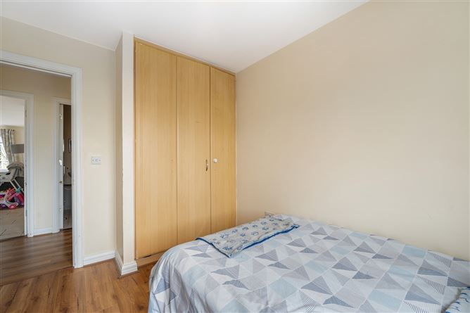 15 Eaton Green, Rathcoole, Co. Dublin