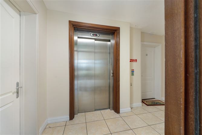 15 Eaton Green, Rathcoole, Co. Dublin