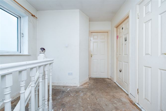 17 The Avenue, College Wood Park, Clane, Co. Kildare. 