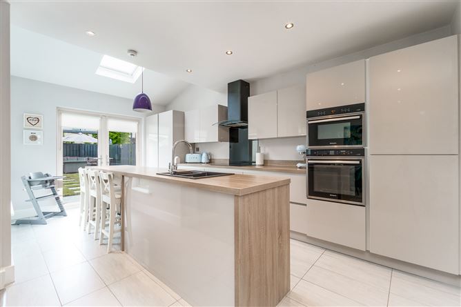 14 Riverwood Drive, Castleknock, Dublin 15