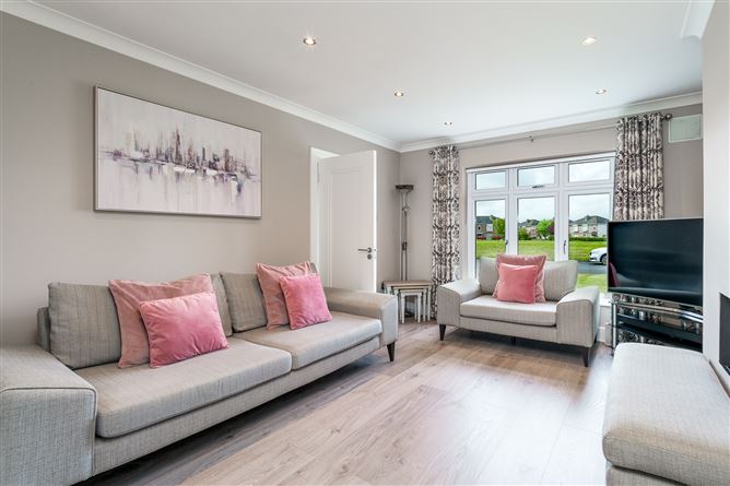14 Riverwood Drive, Castleknock, Dublin 15