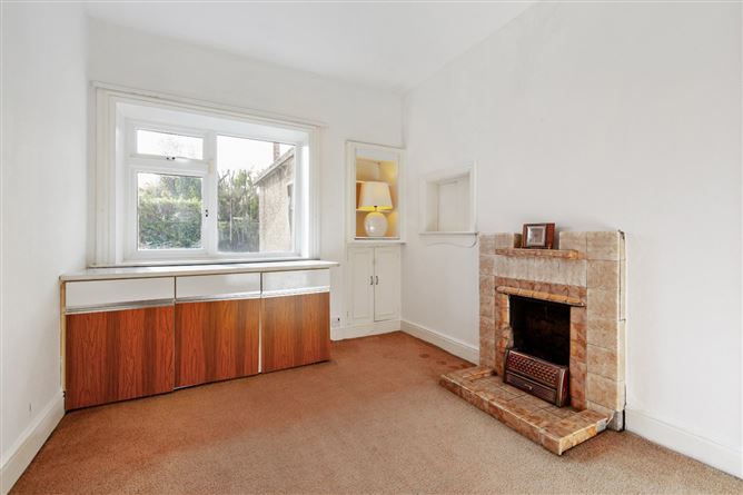 6 Cherbury Gardens, Booterstown, Blackrock, Co. Dublin