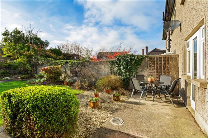 6 Cherbury Gardens, Booterstown, Blackrock, Co. Dublin