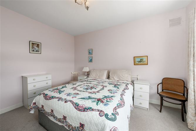 Curraghchase, Peamount Road, Newcastle, Co. Dublin