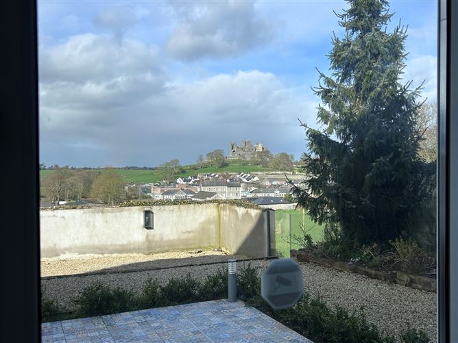 88 Caiseal Na Ri, Golden Road, Cashel, Co. Tipperary