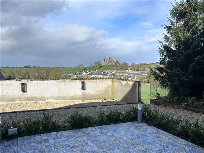 88 Caiseal Na Ri, Golden Road, Cashel, Co. Tipperary