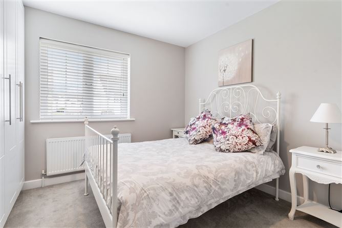 20 Knocksedan Woods, Swords, Dublin