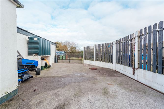 Photo 31 of 33 — 1501 Castle Park Kildangan, Kilcullen, Kildare