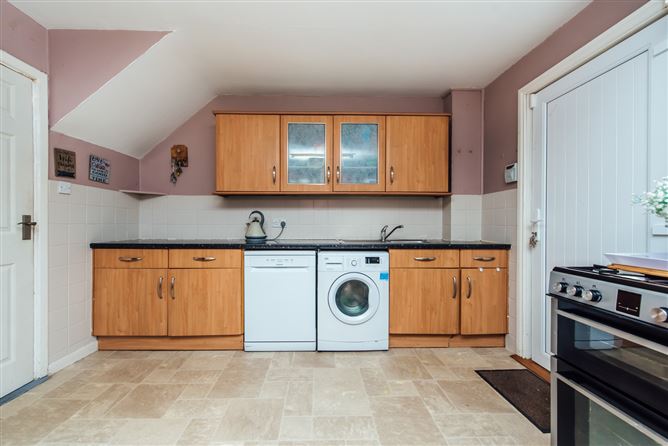 Photo 9 of 33 — 1501 Castle Park Kildangan, Kilcullen, Kildare