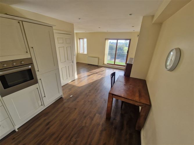 15 Hawthorn Bank, Royal Canal, Mullingar, Co. Westmeath