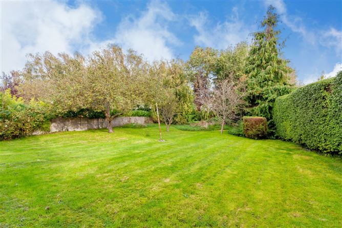 98 Barton Drive, Rathfarnham, Dublin 14