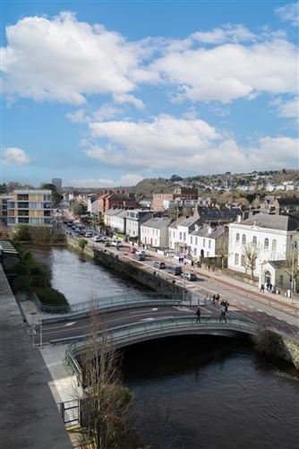 29 The Fastnet, Lancaster Gate, Lancaster Quay, Cork