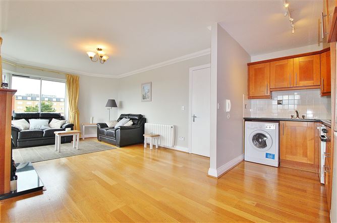 302 Grace Park Manor, Drumcondra, Dublin 9