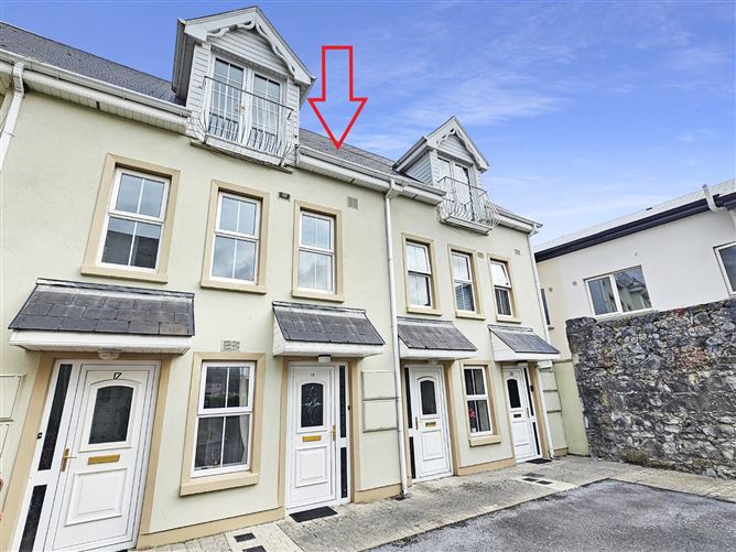 18 Parnell Court, Summerhill, Ennis, Co. Clare