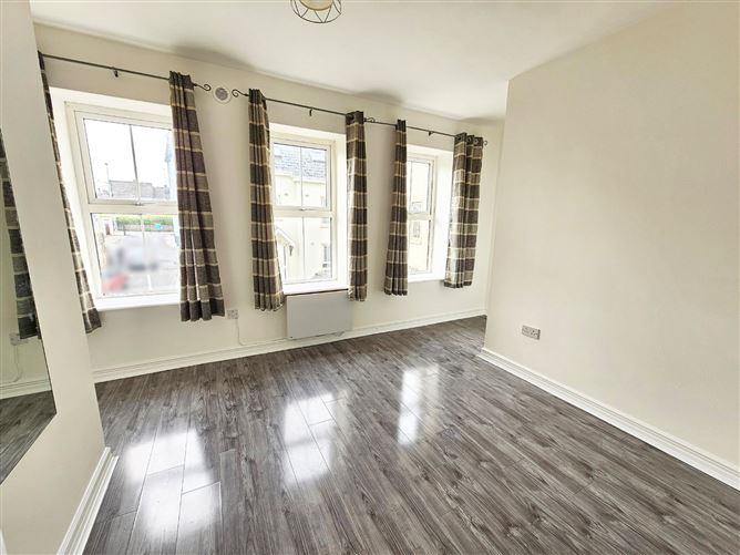 18 Parnell Court, Summerhill, Ennis, Co. Clare