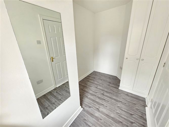18 Parnell Court, Summerhill, Ennis, Co. Clare