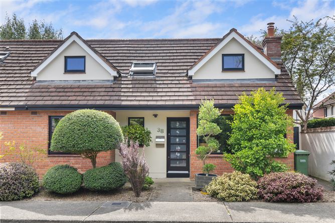 38 Hampton Crescent, Saint Helen’s Wood, Booterstown, County Dublin