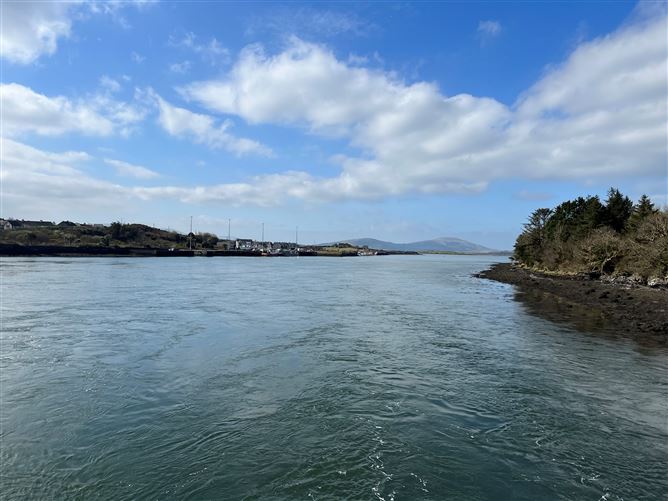 Ref 1206 - Apartment 2, 1 New Market Street, Caherciveen, Kerry