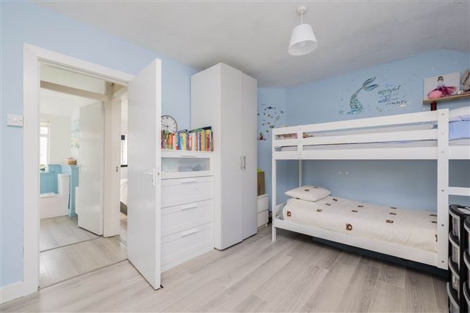 37 O Donnell Gardens, Glasthule, County Dublin