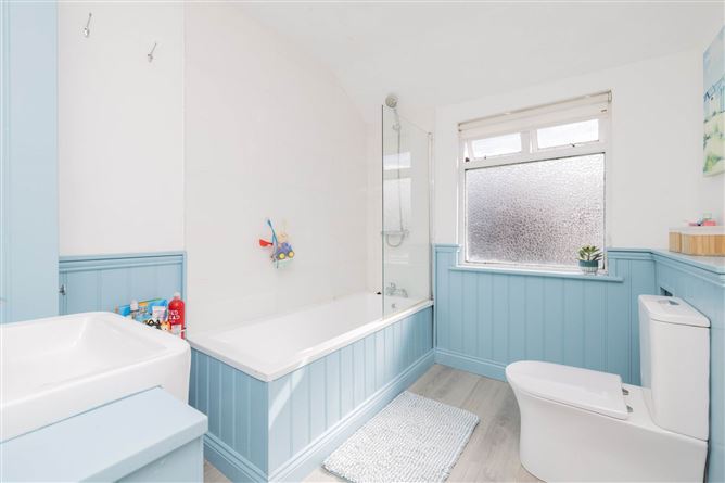 37 O Donnell Gardens, Glasthule, County Dublin